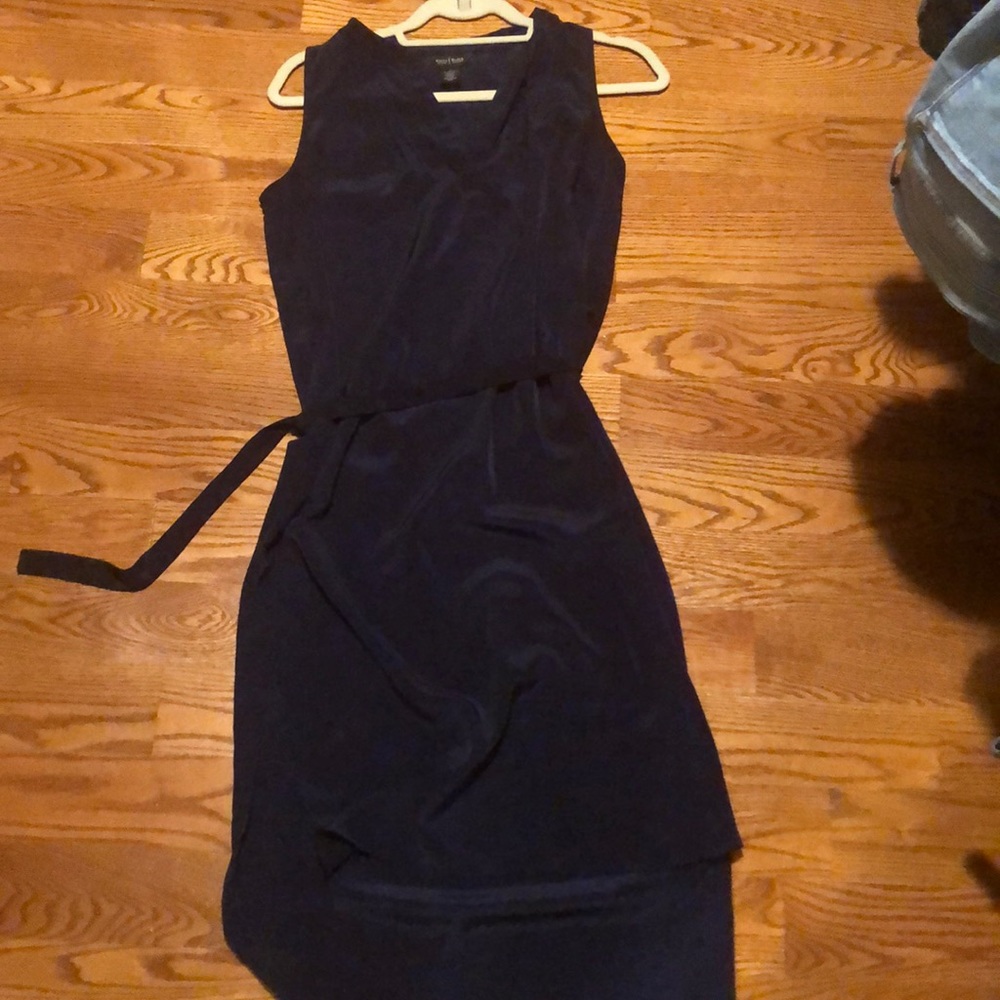 White House Black Market navy dress with belt